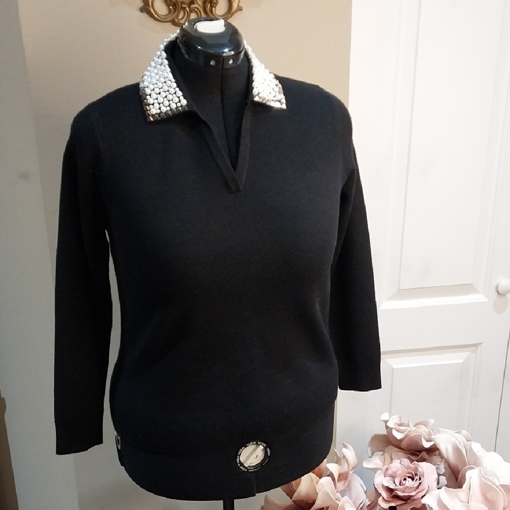 Nwt Liv Milano Stylish Black V-Neck Sweater with Embellished Collar